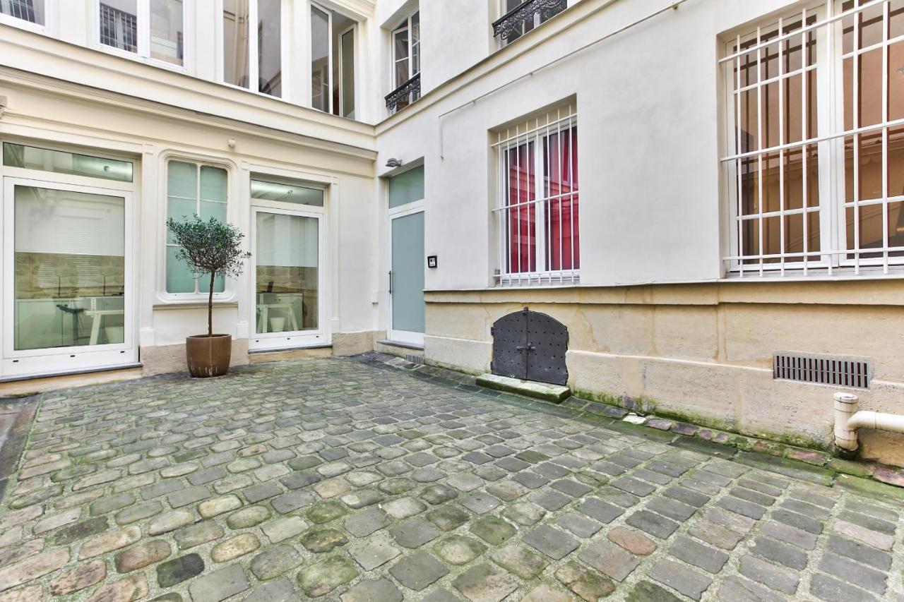 43- Parisien Flat Boulevards Exteriér fotografie